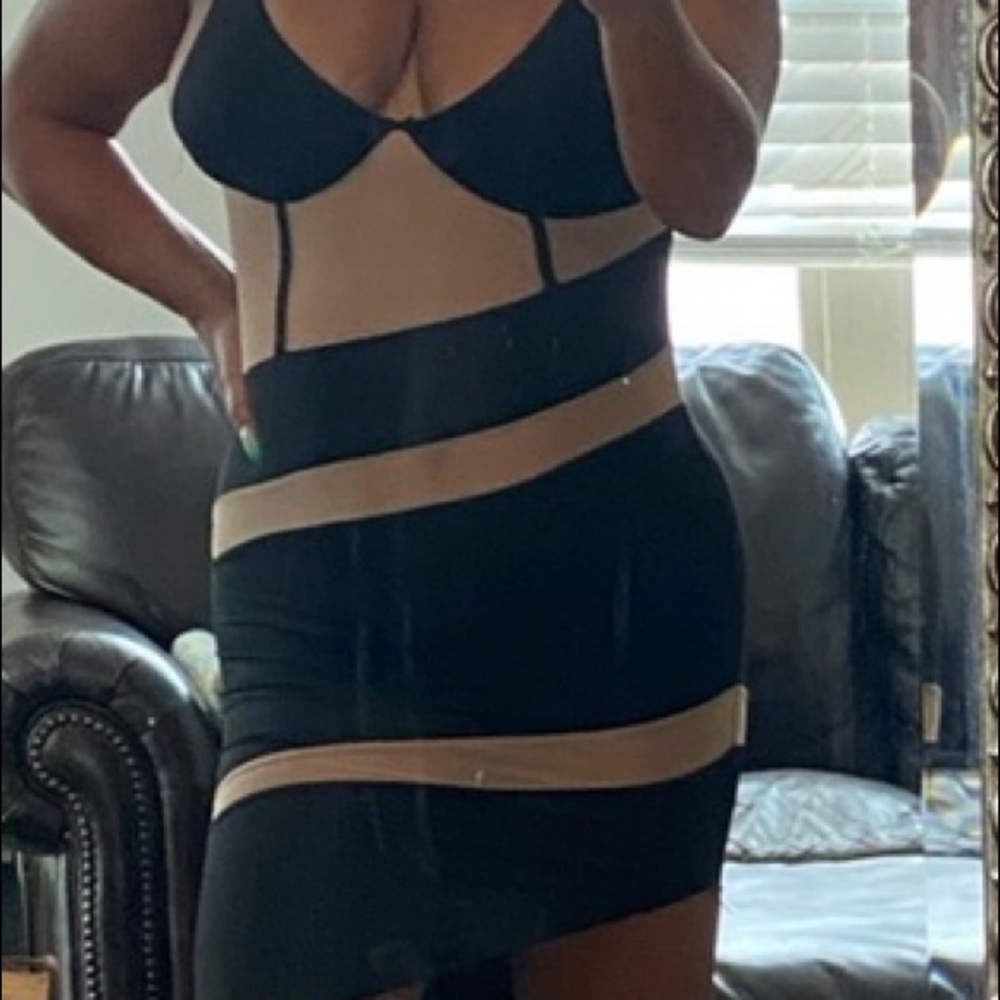 Black & Mesh Panel Lettuce Trim Asymmetrical Underwire Cocktail Dress, Large